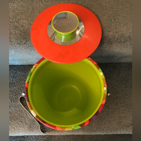 FABULOUS Vintage Vinyl PLAID Ice Bucket and Tongs RETRO 1960’s 1970’s EUC - Picture 6 of 15